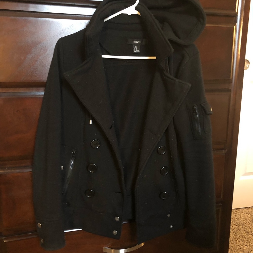 Black winter coat •size medium